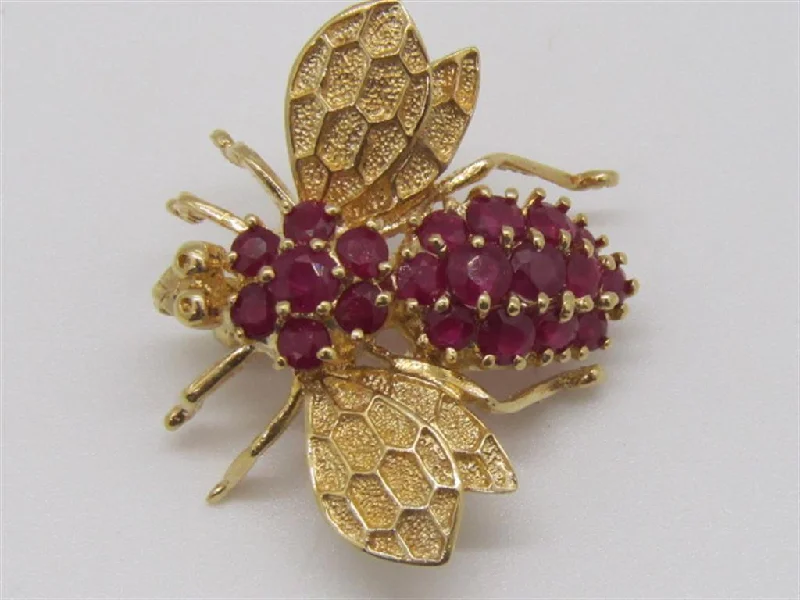 Elegant Brooch with Gold Detailing-Colored Stone Pins & Brooche