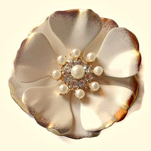 Vintage Brooch with Unique Design-Cream and Goldtone Brooch