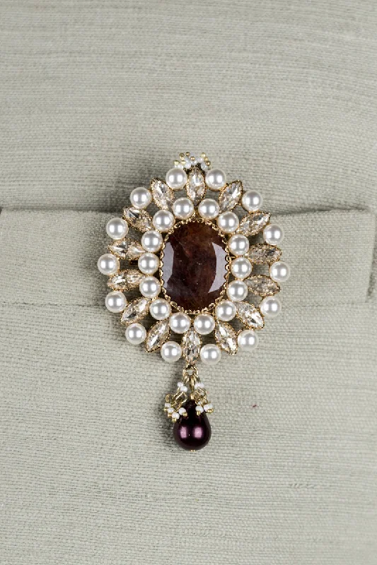 Vintage Brooch with Pearls-Peach Colored Stone and Pearl Encrusted Brooch