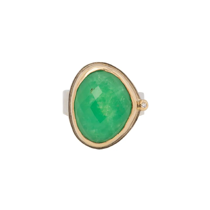 Colorful Gemstone Wedding Rings-Sybil - Chrysoprase ring with diamond