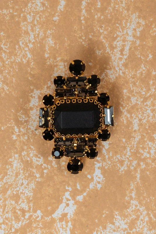 Fashionable Enamel Brooch-Black Crystal Brooch With A Centre Stone