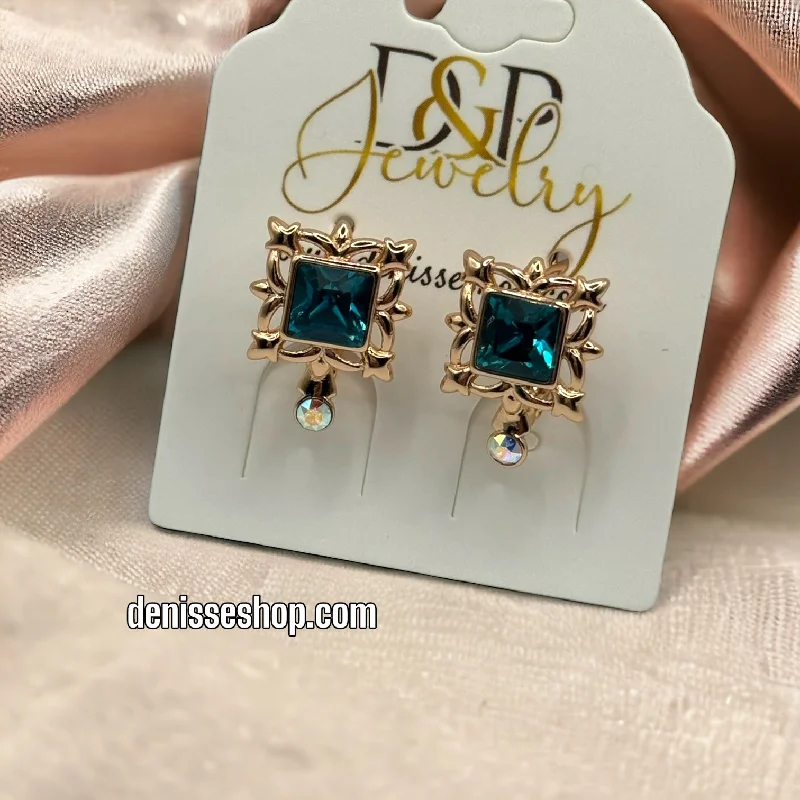 Diamond Stud Earrings-18k Blue Stone Earrings E327