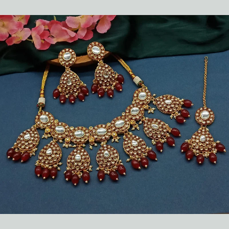 Rose Gold Necklaces for Women-Gehana Mahal Gold Plated Kundan Stone Choker Necklace Set