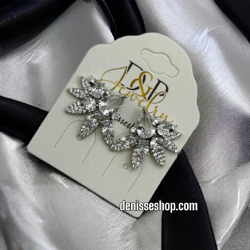 Designer Drop Earrings-SILVER WHITE EARRINGS E475