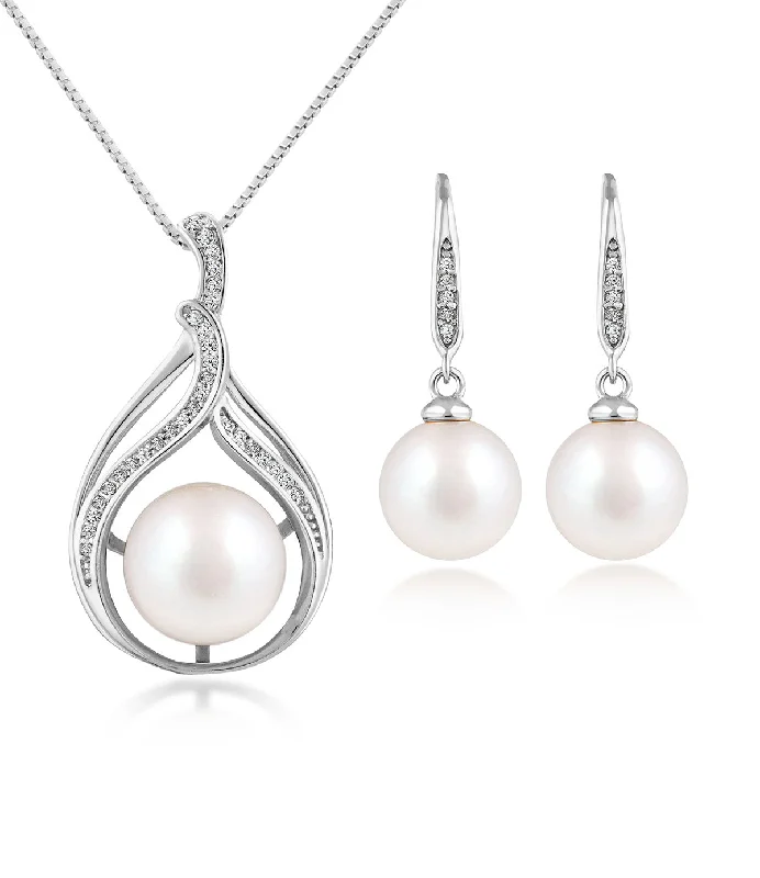 Bold Statement Necklaces-Bella Pearl Pendant Necklace and Earrings Set