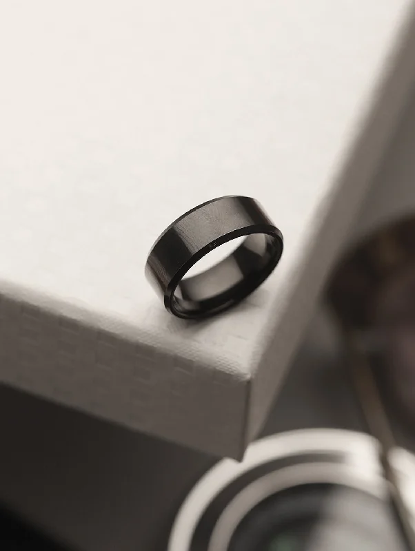 Handcrafted Engagement Rings-Unisex Black-Toned Stainless Steel Band Style Finger Ring