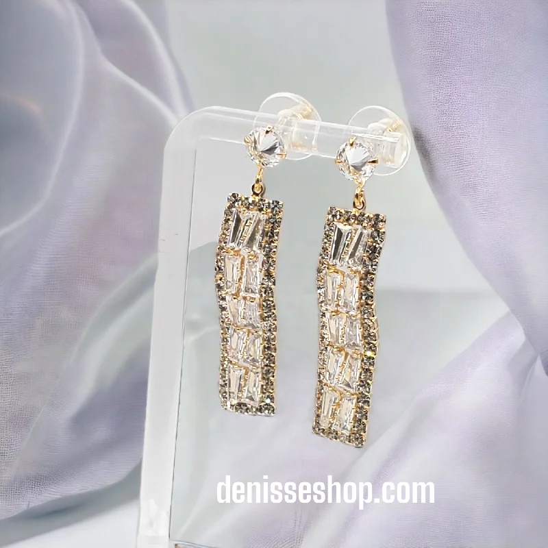 Fashion Earrings for Special Occasions-Elegant Earrings E047